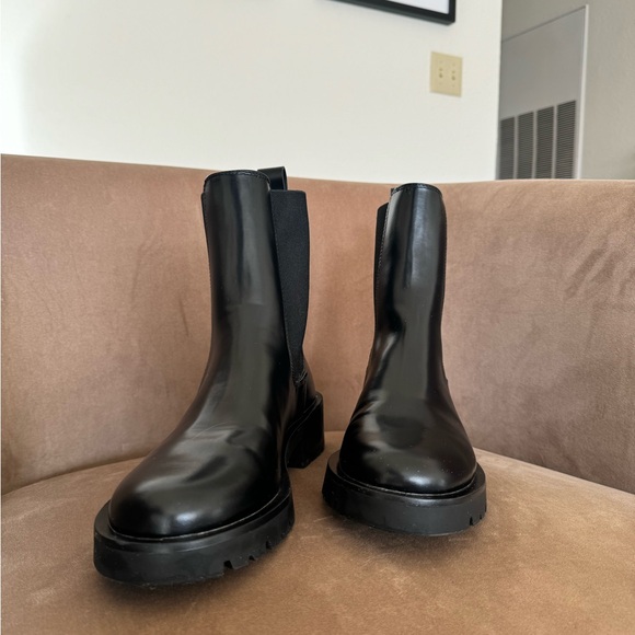 New Boots - Picture 3 of 5